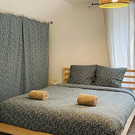 Maison Familiale A 15 Mns Du Centre Ferienhaus